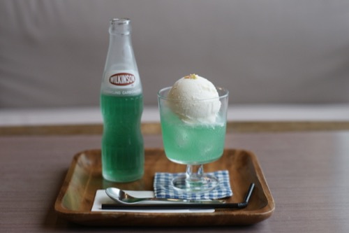 クリームソーダ